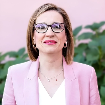 MÓNICA S.