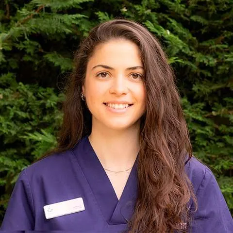 Dr. Sara Ruiz